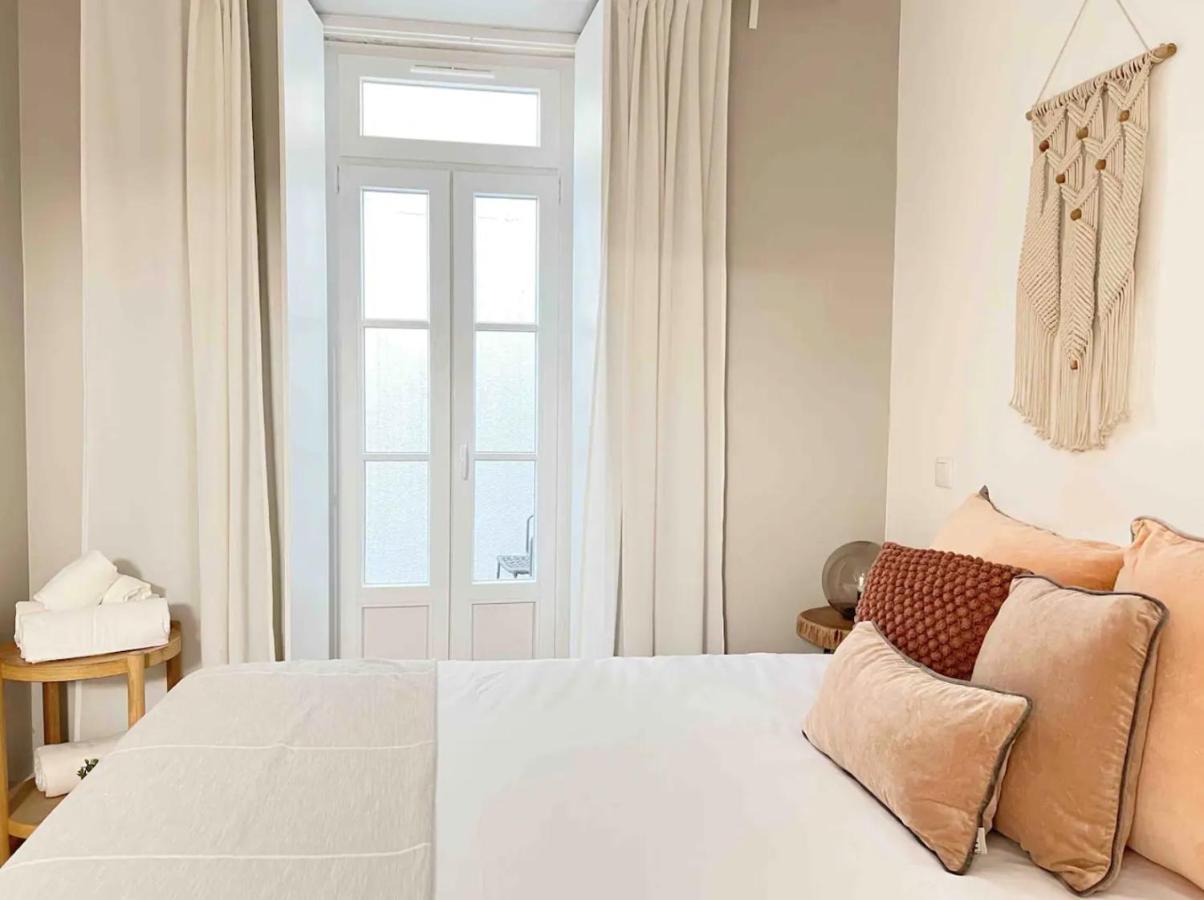Vila Rosario 3 Studios With Patio By Homeful Homes Lissabon Exterior foto